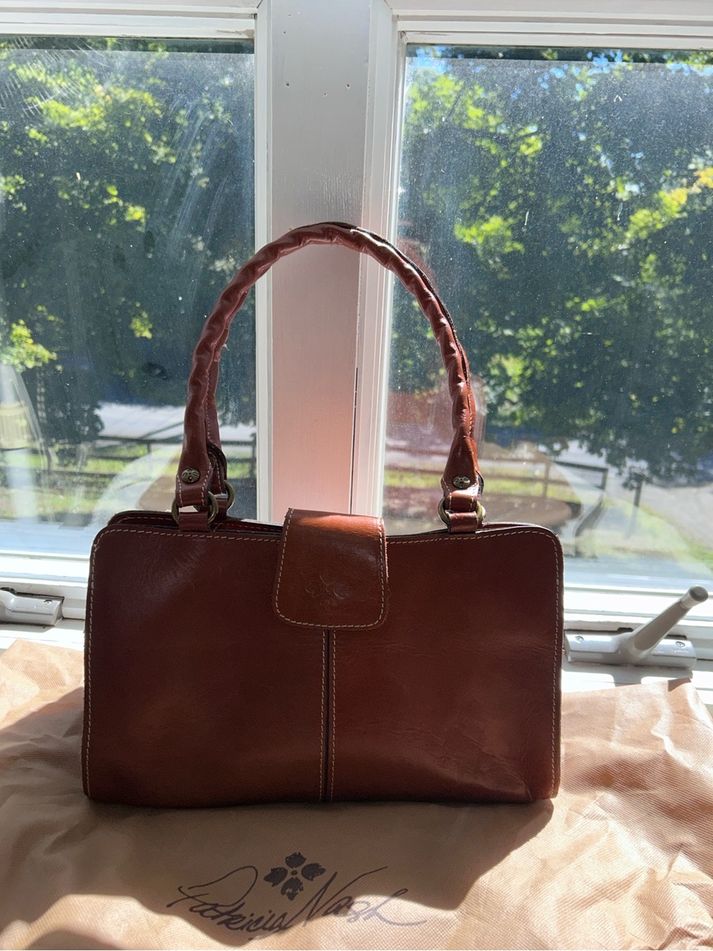 Patricia Nash Brown Leather Tote Satchel Structured Handbag